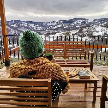 Cortina ヴィラ イヴァニツァ